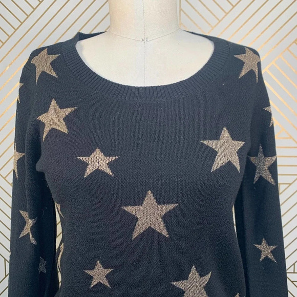 Chaser Gold Star Intarsia Bishop Sleeve‎ Sweater - Picture 3 of 12